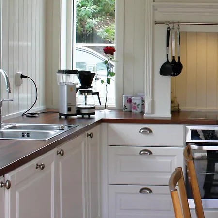 Vakantiehuis 3 Bedroom Gorgeous In Lyngdal
